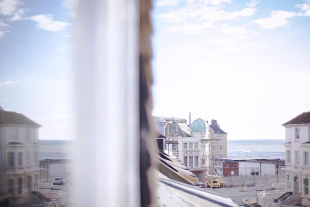 Sunny Seaside Sanctuary - Two Bedroom Apartment Hove Exteriér fotografie