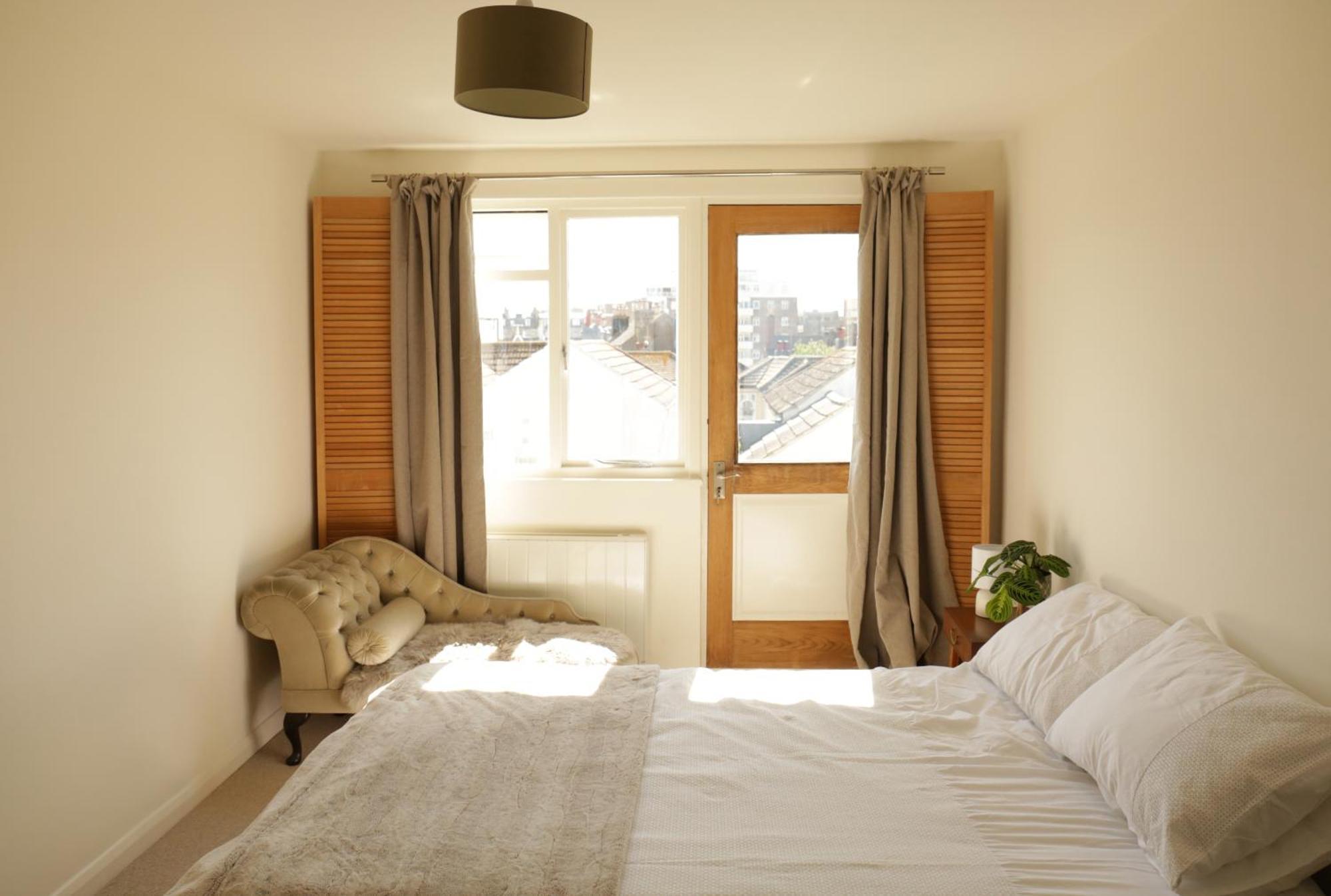 Sunny Seaside Sanctuary - Two Bedroom Apartment Hove Exteriér fotografie